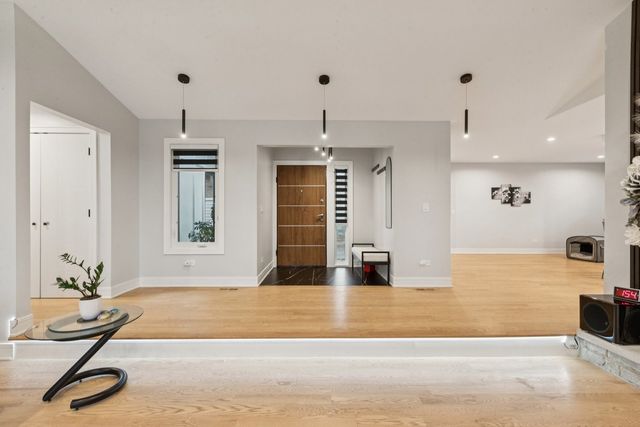 306 Woodlock Street, Ingleside, IL 60041