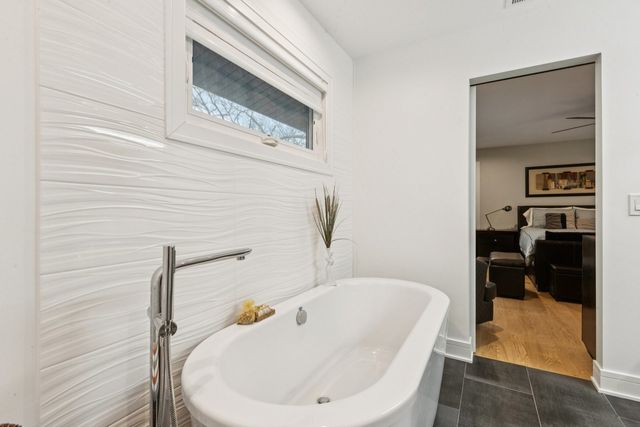 306 Woodlock Street, Ingleside, IL 60041