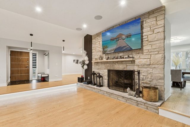 306 Woodlock Street, Ingleside, IL 60041