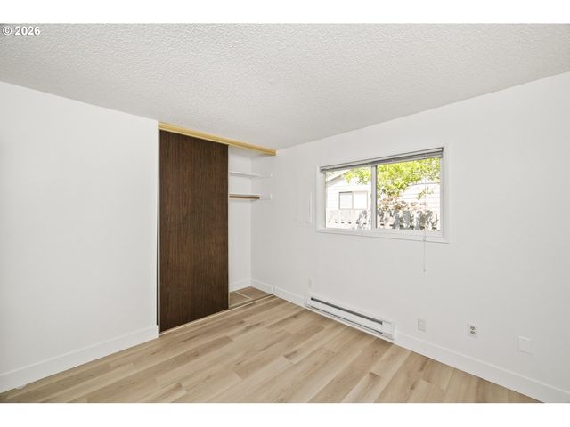 3018 Sw CARSON St, Portland, OR 97219