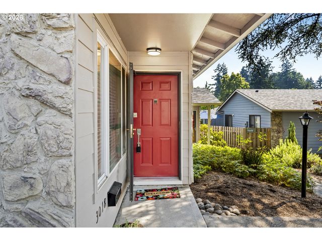 3018 Sw CARSON St, Portland, OR 97219
