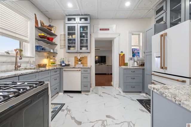 1128 Jefferson Street, Paducah, KY 42001