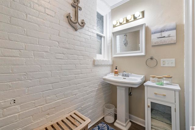 1128 Jefferson Street, Paducah, KY 42001