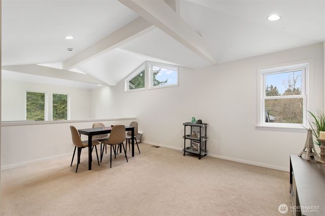 2855 245th Place SE, Sammamish, WA 98075