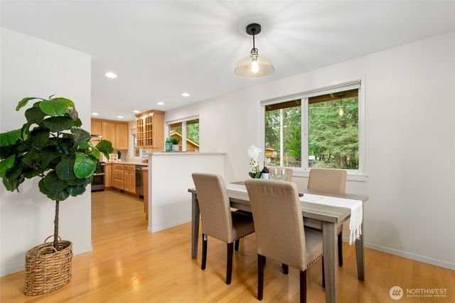 2855 245th Place SE, Sammamish, WA 98075