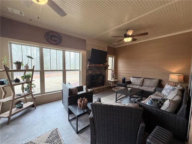 160 Hickory Lane, Covington, GA 30016