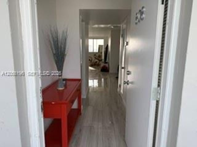 1770 NE 191st Street 8081, Miami, FL 33179