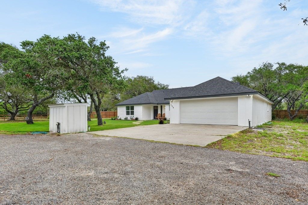 150 Wishert Rd, Rockport, TX 78382 — photo 5
