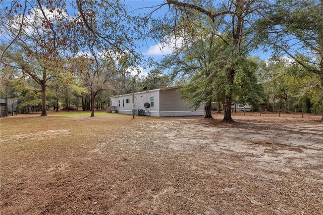 47 Yellow Pine Road, Jesup, GA 31545