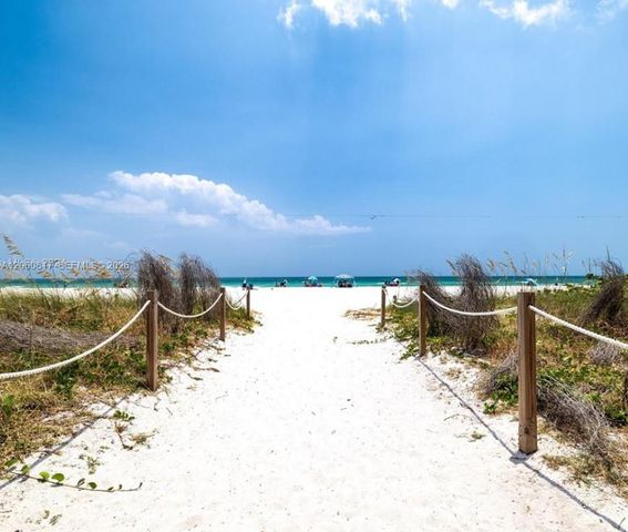 2625 Collins Avenue 810, Miami Beach, FL 33140