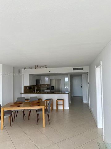 2625 Collins Avenue 810, Miami Beach, FL 33140
