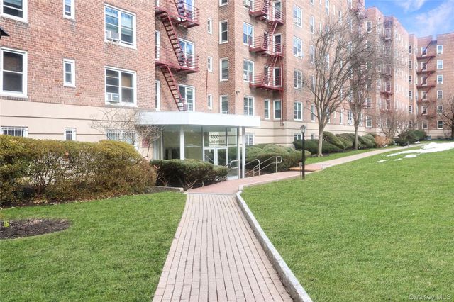 1300 Midland Avenue A51, Yonkers, NY 10704