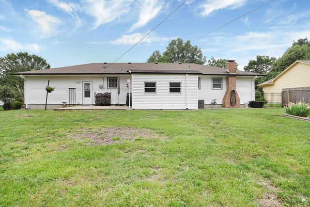 2908 Roma Terrace, Manhattan, KS 66502