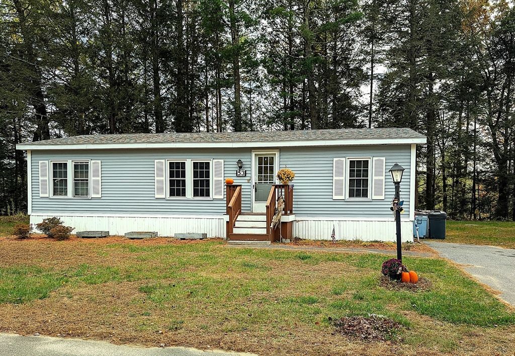 53 Earl, Athol, MA 01331