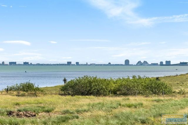 103 Las Joyas Blvd., Port Isabel, TX 78578