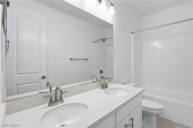 9907 Blazek Bluff Avenue, Las Vegas, NV 89178