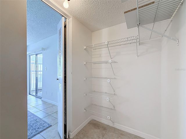6826 STONES THROW CIRCLE N 11101, St Petersburg, FL 33710