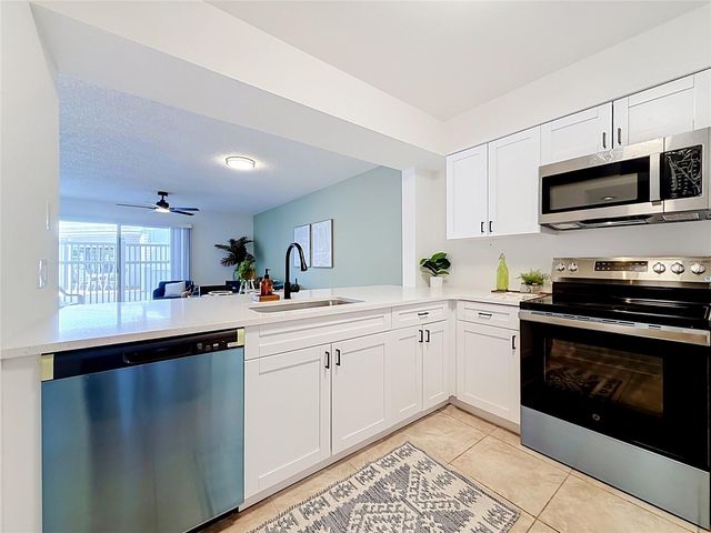 6826 STONES THROW CIRCLE N 11101, St Petersburg, FL 33710