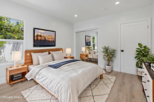723 Chestnut Avenue, Los Angeles, CA 90042