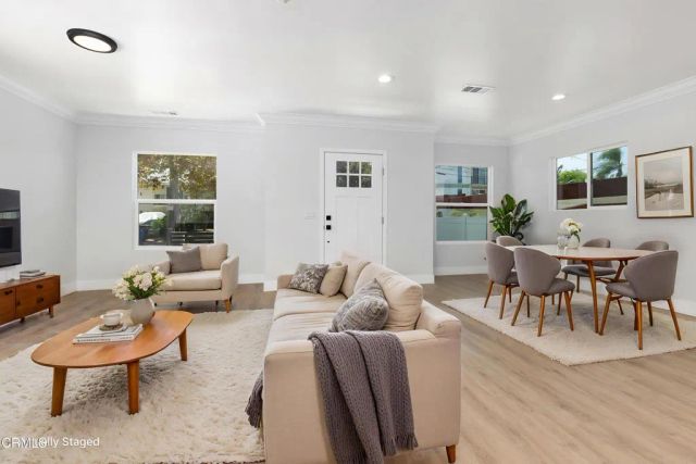 723 Chestnut Avenue, Los Angeles, CA 90042