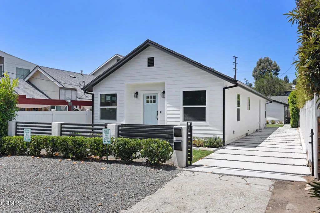 723 Chestnut Avenue, Los Angeles, CA 90042