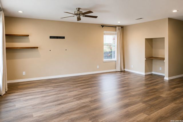 7710 Fallen Pine, Converse, TX 78109