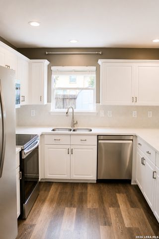 7710 Fallen Pine, Converse, TX 78109