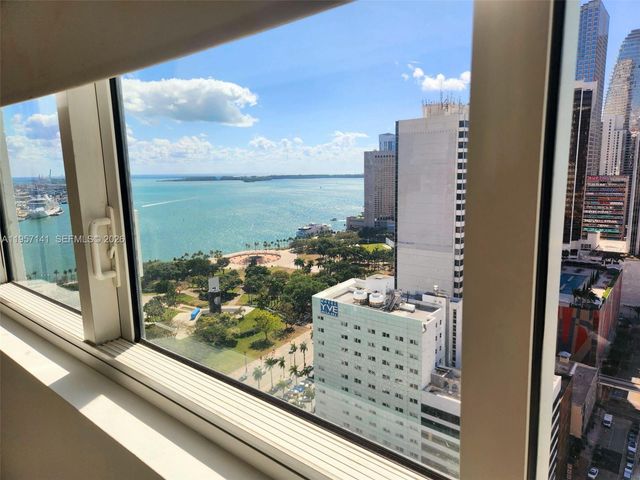 244 Biscayne Blvd 2809, Miami, FL 33132
