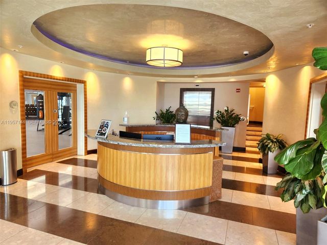 244 Biscayne Blvd 2809, Miami, FL 33132