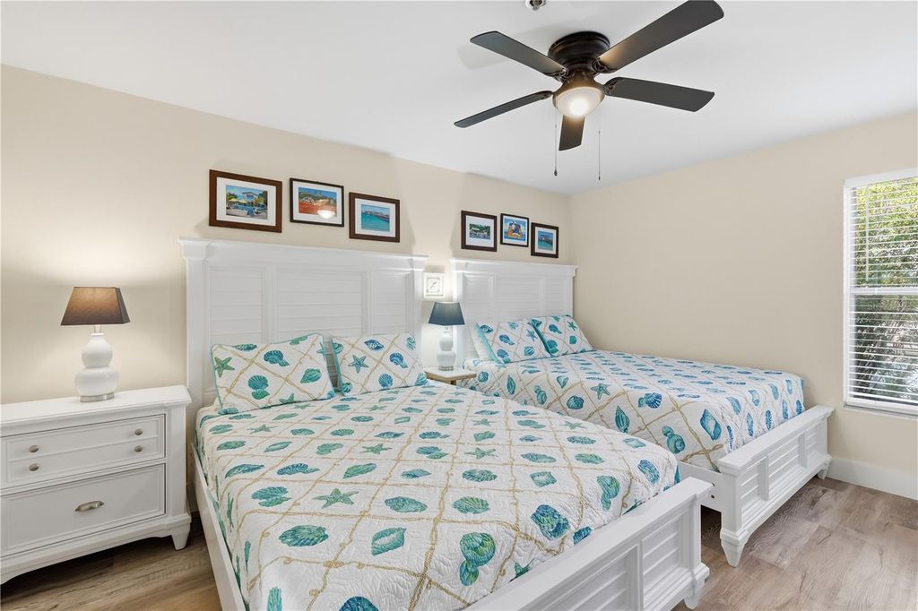 Image 18 of property listing at 3601 E BAY DRIVE 106, Holmes Beach, FL 34217
