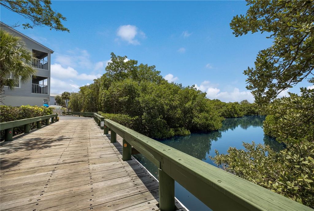 Image 27 of property listing at 3601 E BAY DRIVE 106, Holmes Beach, FL 34217