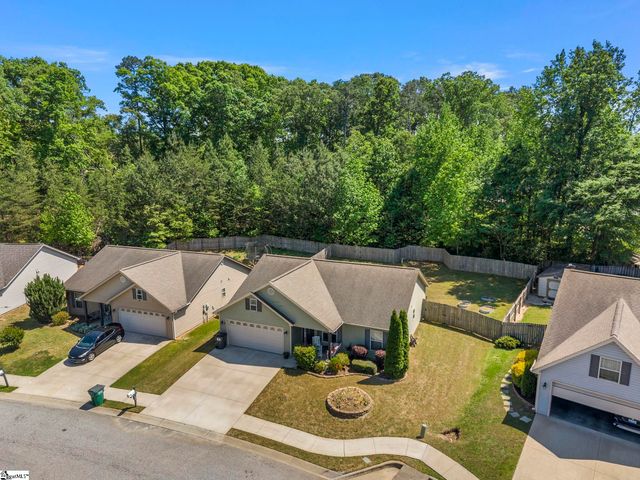 610 Chastine Drive, Spartanburg, SC 29301