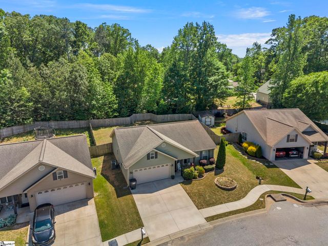 610 Chastine Drive, Spartanburg, SC 29301