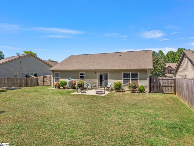 610 Chastine Drive, Spartanburg, SC 29301