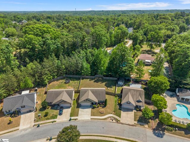 610 Chastine Drive, Spartanburg, SC 29301