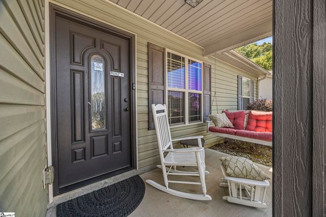 610 Chastine Drive, Spartanburg, SC 29301