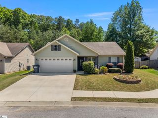 610 Chastine Drive, Spartanburg, SC 29301