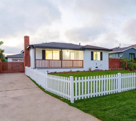710 Morse, Oceanside, CA 92054