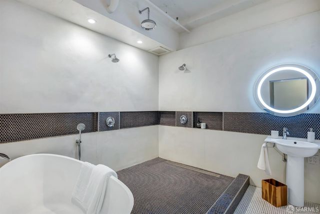 245 5th Street 106, San Francisco, CA 94103