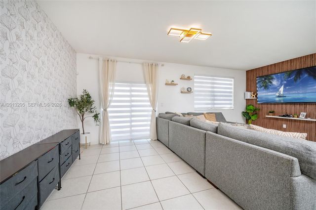 21325 SW 127th Ct, Miami, FL 33177
