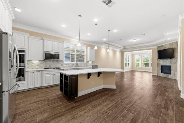 316 Connemara Drive, Spring, TX 77382