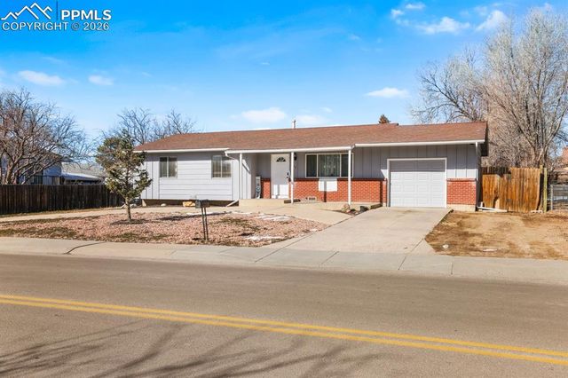 6830 Defoe Avenue, Colorado Springs, CO 80911