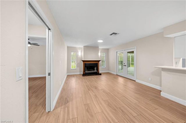 4160 5th AVE SW, Naples, FL 34119