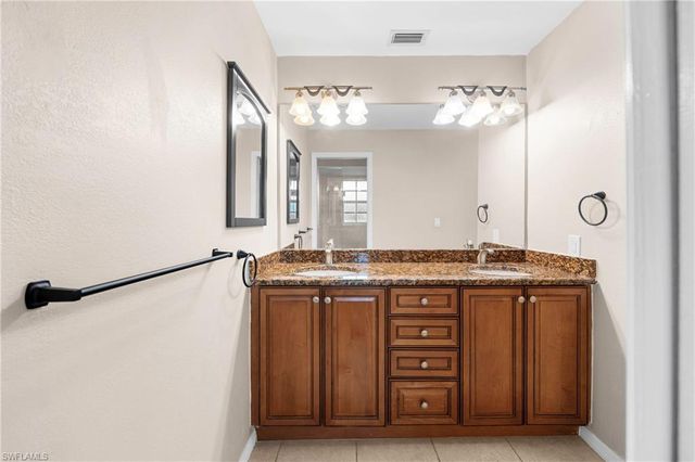 4160 5th AVE SW, Naples, FL 34119