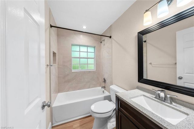 4160 5th AVE SW, Naples, FL 34119