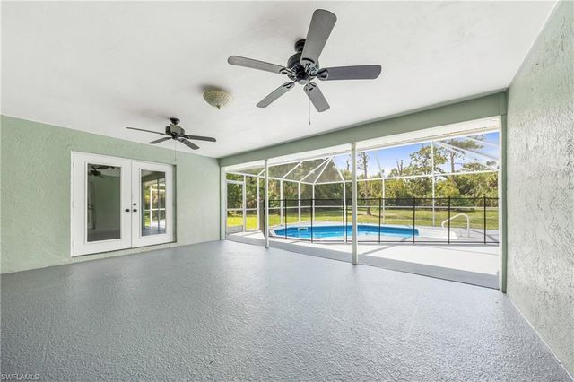 4160 5th AVE SW, Naples, FL 34119