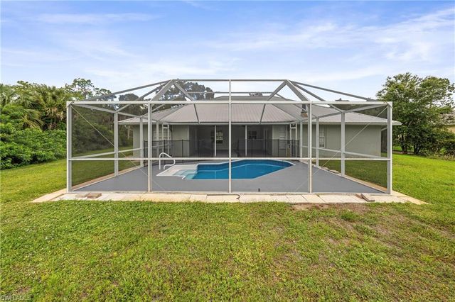 4160 5th AVE SW, Naples, FL 34119