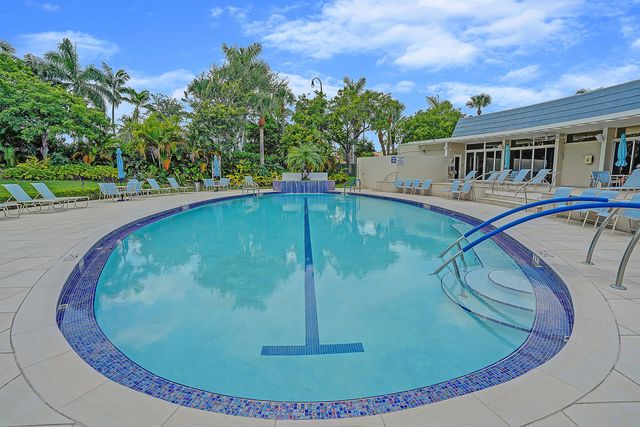 1537 E Hillsboro Boulevard 139, Deerfield Beach, FL 33441