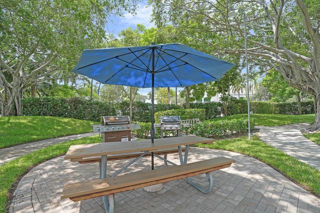 1537 E Hillsboro Boulevard 139, Deerfield Beach, FL 33441