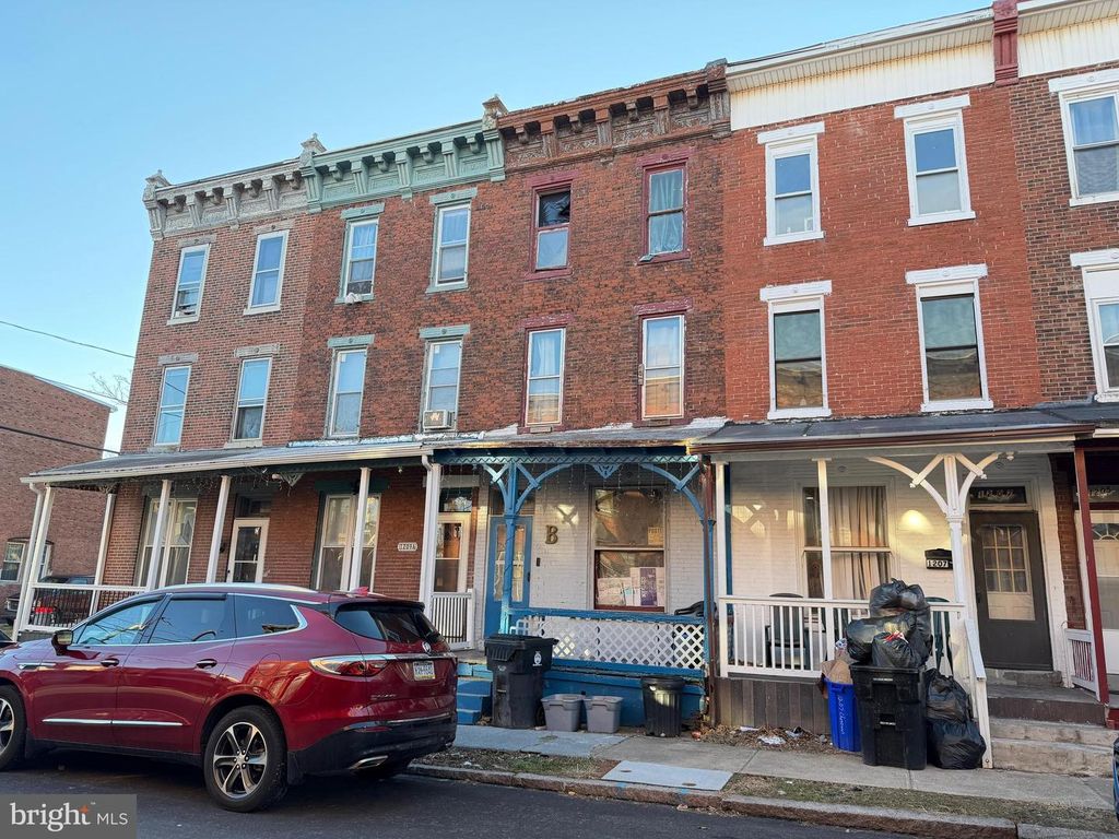 1209 CHESTNUT ST, Harrisburg, PA 17104